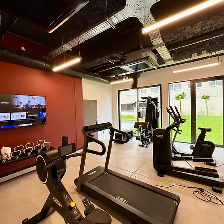 Apartment We Live Sharies - A605