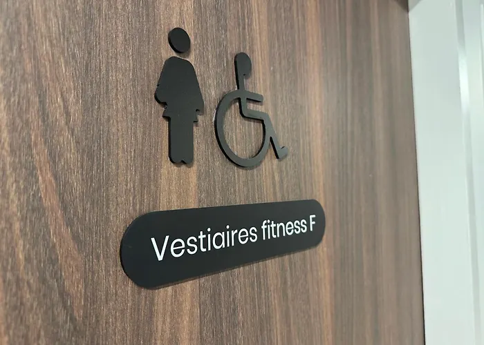 We Live Sharies - A605 Reims